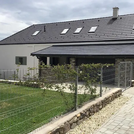 Zimo Taliandoeroegdi Mozihaz Apartment *