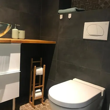 Apartament Zimo Taliandoeroegdi Mozihaz *