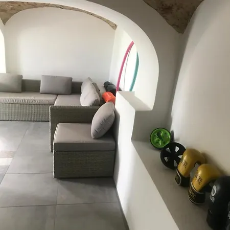 Zimo Taliandoeroegdi Mozihaz Apartment *
