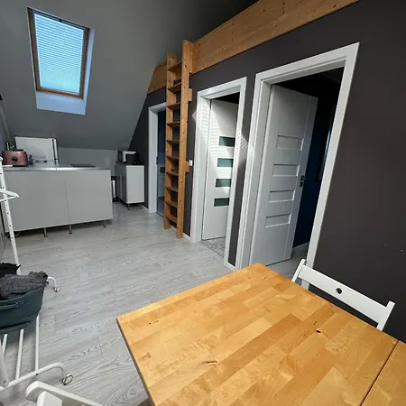 Apartament Zimo Taliandoeroegdi Mozihaz