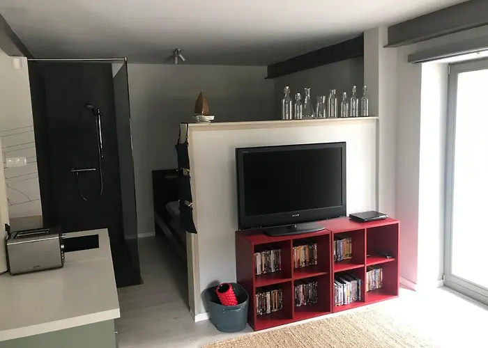 Zimo Taliandoeroegdi Mozihaz Appartement