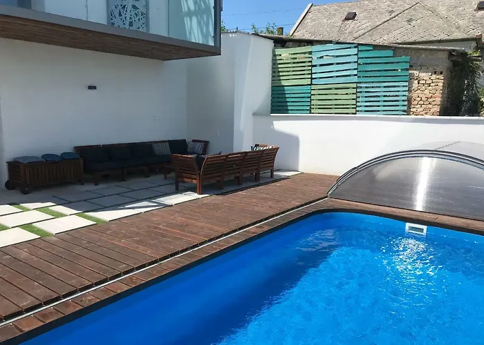 Appartement Zimo Taliandoeroegdi Mozihaz